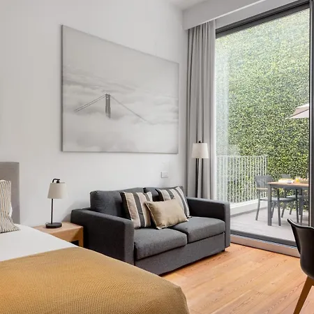 Апартаменти Saldanha Prime Oasis